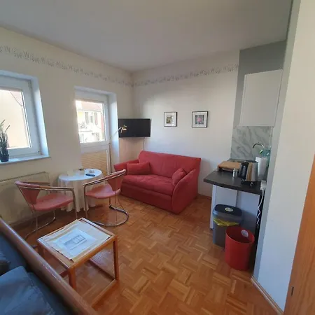 Apartment Abm 1 Og Fur 14 Personen