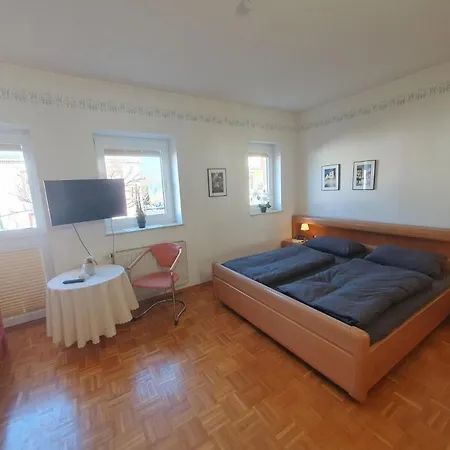 Apartment Abm 1 Og Fur 14 Personen *